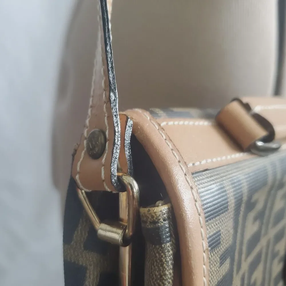 Vintage Fendi Zucca Crossbody Bag Brown FF Monogram Canvas Messenger Italy - Picture 11 of 15